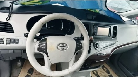 Buy 2013 Toyota Siena XLE Silver from phush Motors In Lagos Image view 3