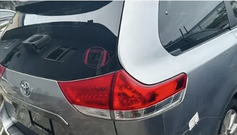 Buy 2013 Toyota Siena XLE Silver from phush Motors In Lagos Image view 4
