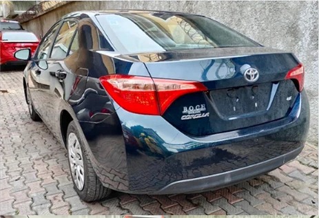 2018 Toyota Corolla LE Green from Phush Motors in Lagos Image View 4