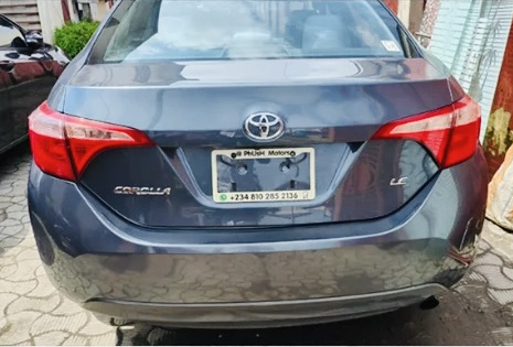 2019 Toyota Corolla LE — Grey — image 5